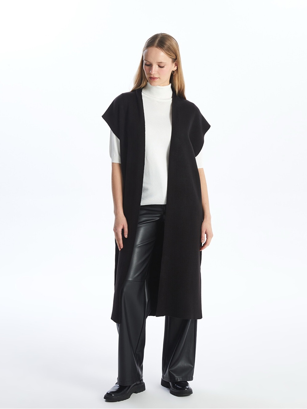 Akeni + Kin Open-Front Duster Sweater Black Vest, One Size